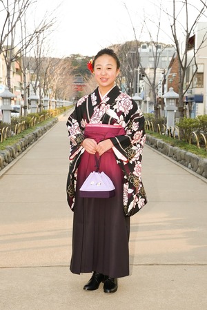 鎌倉小学生卒業袴女児4