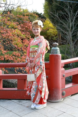 鶴岡八幡宮成人振袖写真2 (1)