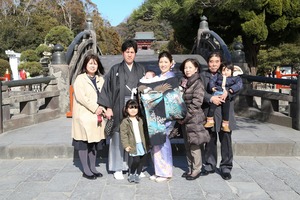 お宮参り　ロケーション撮影　鶴岡八幡宮