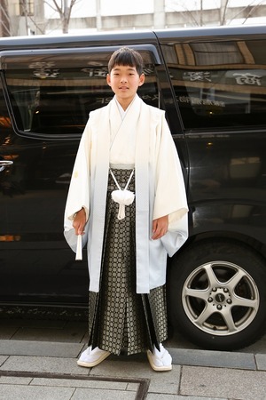 鎌倉小学生卒業袴男児4