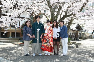 桜前撮り　和装前撮り　桜ロケーション