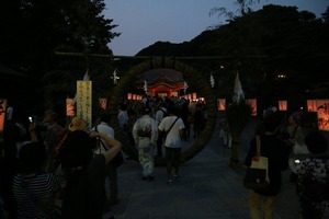 八幡様ぼんぼり祭4