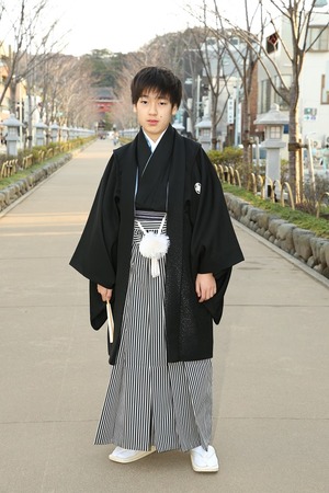 鎌倉小学生卒業袴男児10
