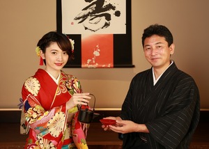 成人振袖家族写真和室