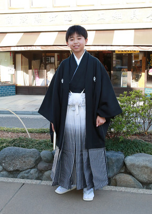 鎌倉小学生卒業袴 男児紋服