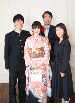 振袖スタジオ撮影 振袖スタジオ写真 鎌倉家族写真