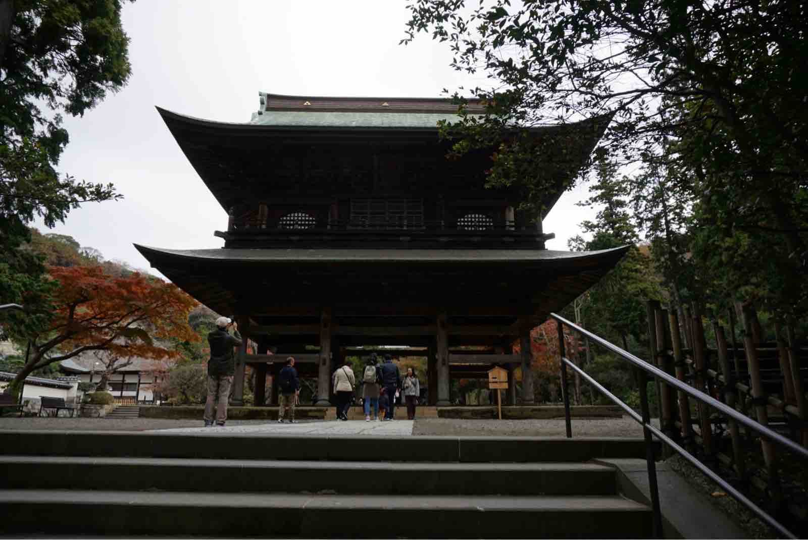 18年の北鎌倉紅葉 現在の状況は 色づきの推移と塩害の影響を確かめてきました 12月2日円覚寺 東慶寺 明月院 12月8日東慶寺 明月院 12月15日円覚寺 東慶寺 明月院 鎌倉ポタてく ー ポタリングと散歩で ご近所鎌倉 湘南を巡ります