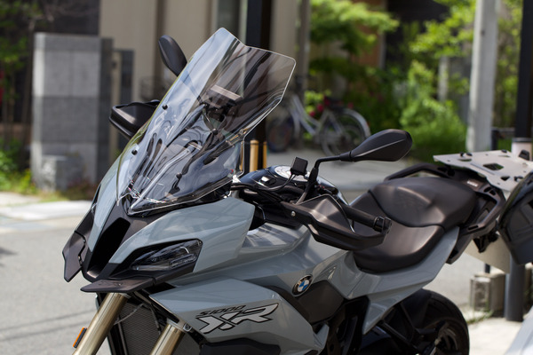 BMW S1000XR 2020年以降 Puig スクリーン　スモーク色 BMW S1000XR 2020年以降 Puig スクリーンスモーク色