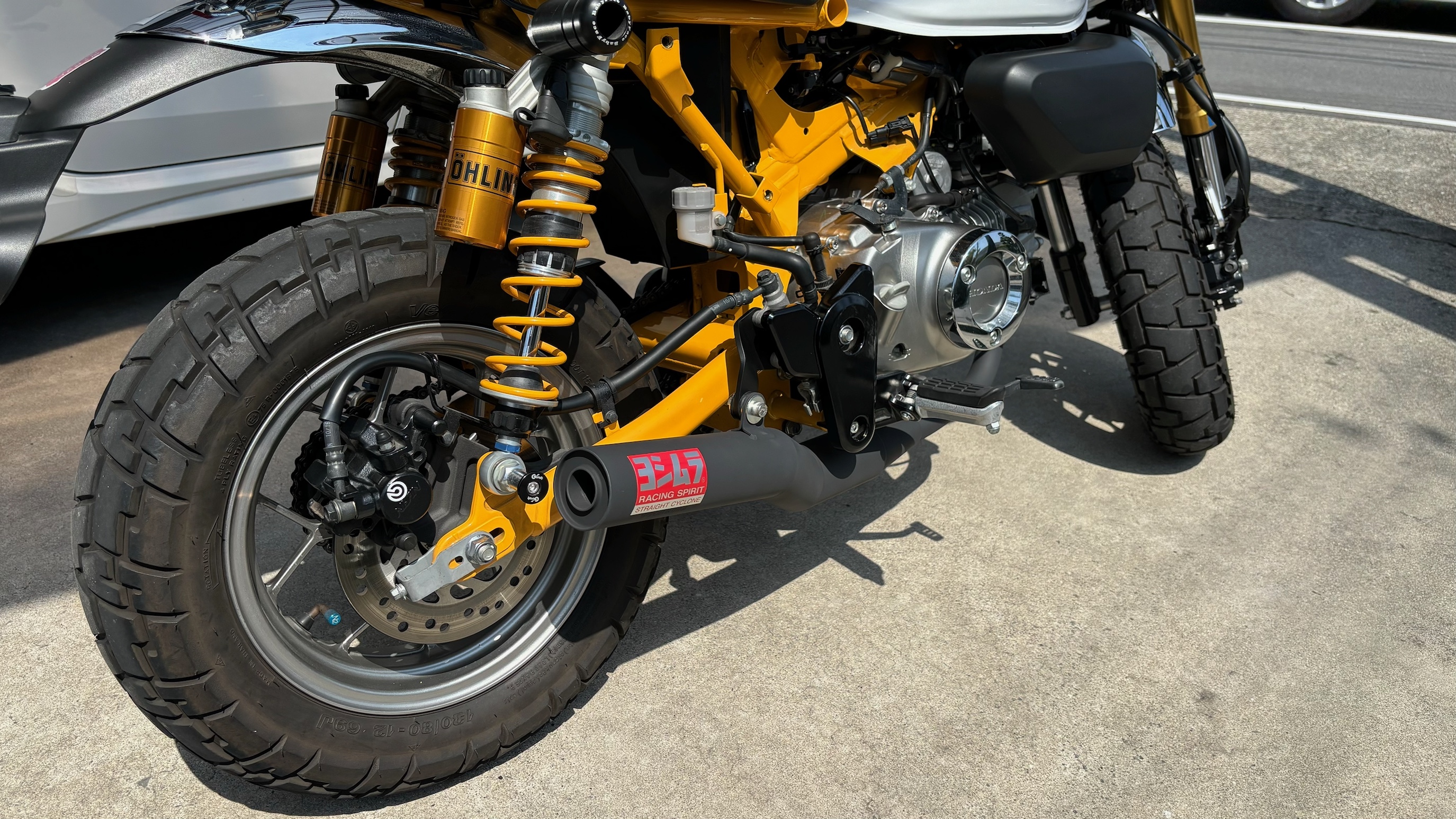 モンキー125 ヨシムラ ストレートサイクロン装着と走行動画 : kamarin.net