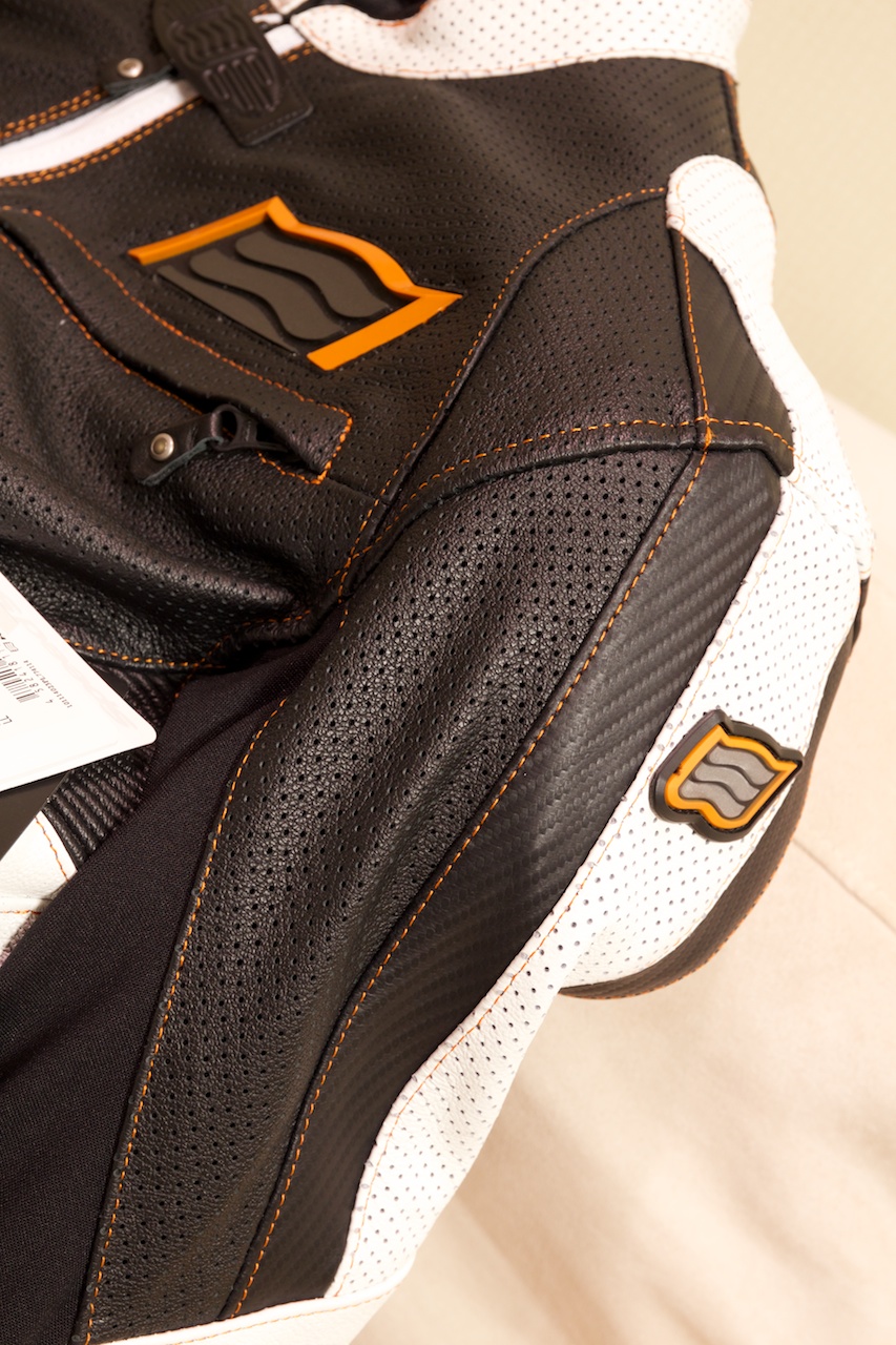 HYODの2014年Newレザージャケット AION D3O ST-X LEATHER JAC だよん