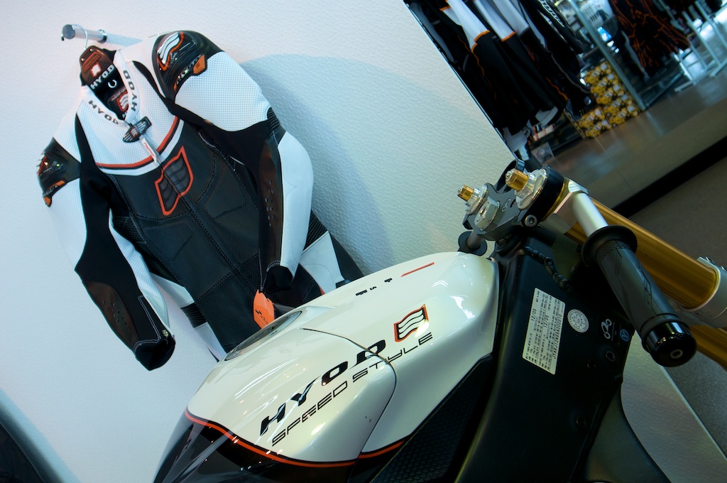 HYOD レザーパンツ HSP010D 気が付けば買っちゃいました。 : kamarin.net