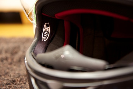 刺繍が入ってます