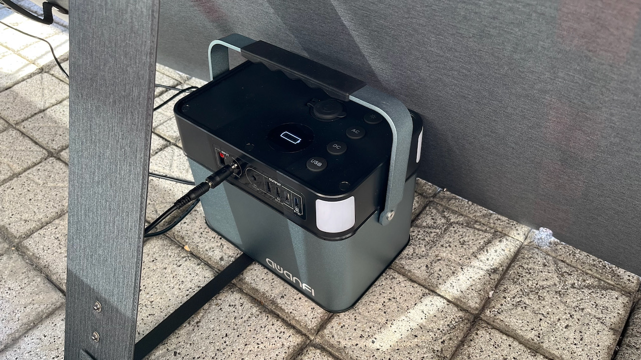 地震騒ぎでポチった500Wポータブル電源とソーラパネル : kamarin.net