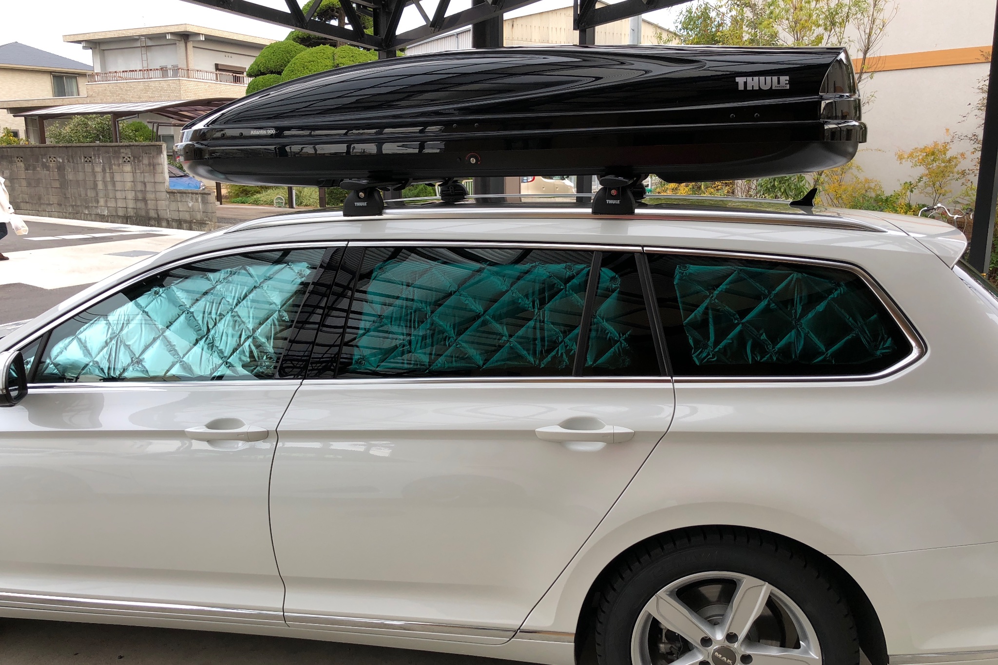 パサート ヴァリアントの冬支度その3 アイズ マルチシェード : kamarin.net