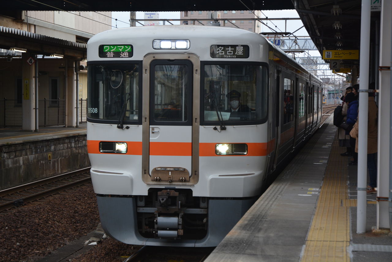 【在来線】鶴亀氏「関西線複線化よりも松阪までの電化の方が現実的」 : かめぶろ！