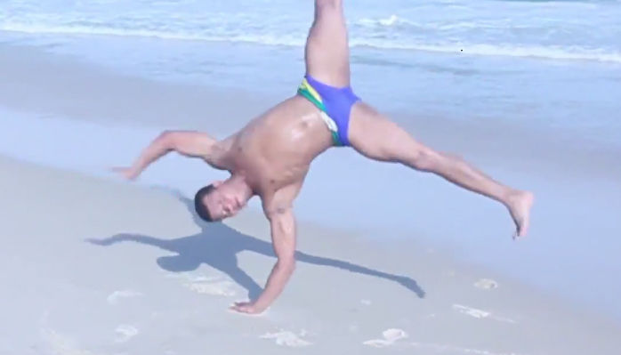 動画 oy Kapuによるトーマス 側転 前宙のチュートリアル動画 ブレぶろ