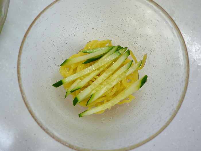 ワンカップ冷やし中華6のコピー