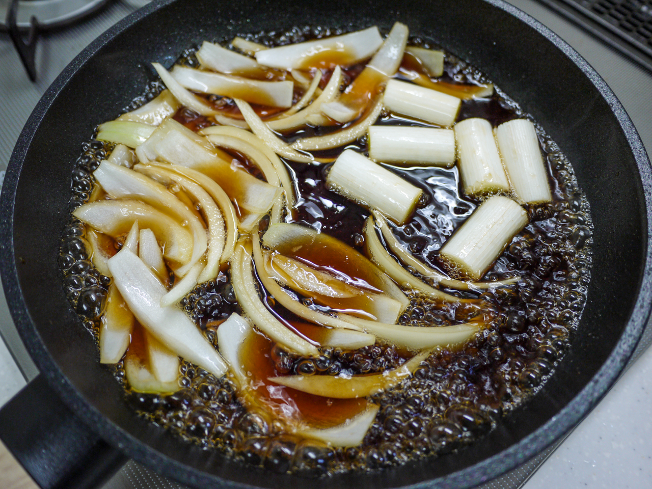 フライパンでパパッとすき焼き風 牛肉のすき煮 街の美味しいお蕎麦屋さん Sake To Ryouri Powered By ライブドアブログ フライパンでパパッとすき焼き風 牛肉のすき煮 街の美味しいお蕎麦屋さん Sake To Ryouri Powered By ライブドアブログ