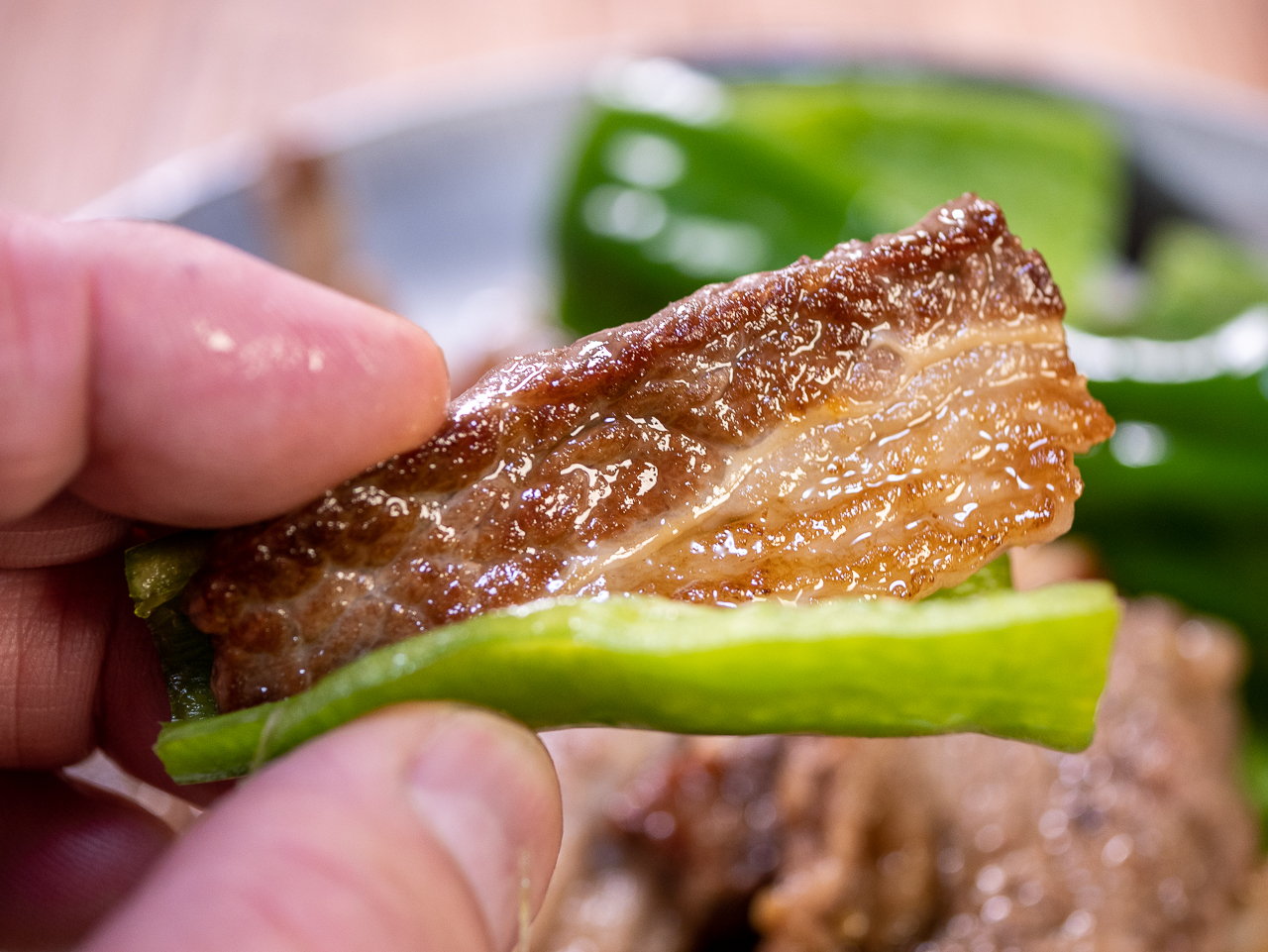 生ピーマンと牛バラの焼き肉があう スーパーカップmax濃コクとんこつラーメン Sake To Ryouri Powered By ライブドアブログ