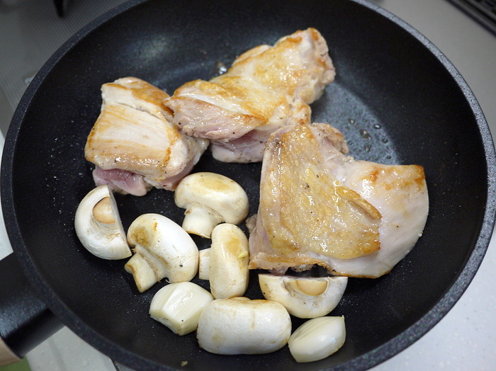 チキンのトマトソースソテー8