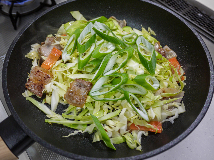 キャベツたっぷり野菜炒め9-2