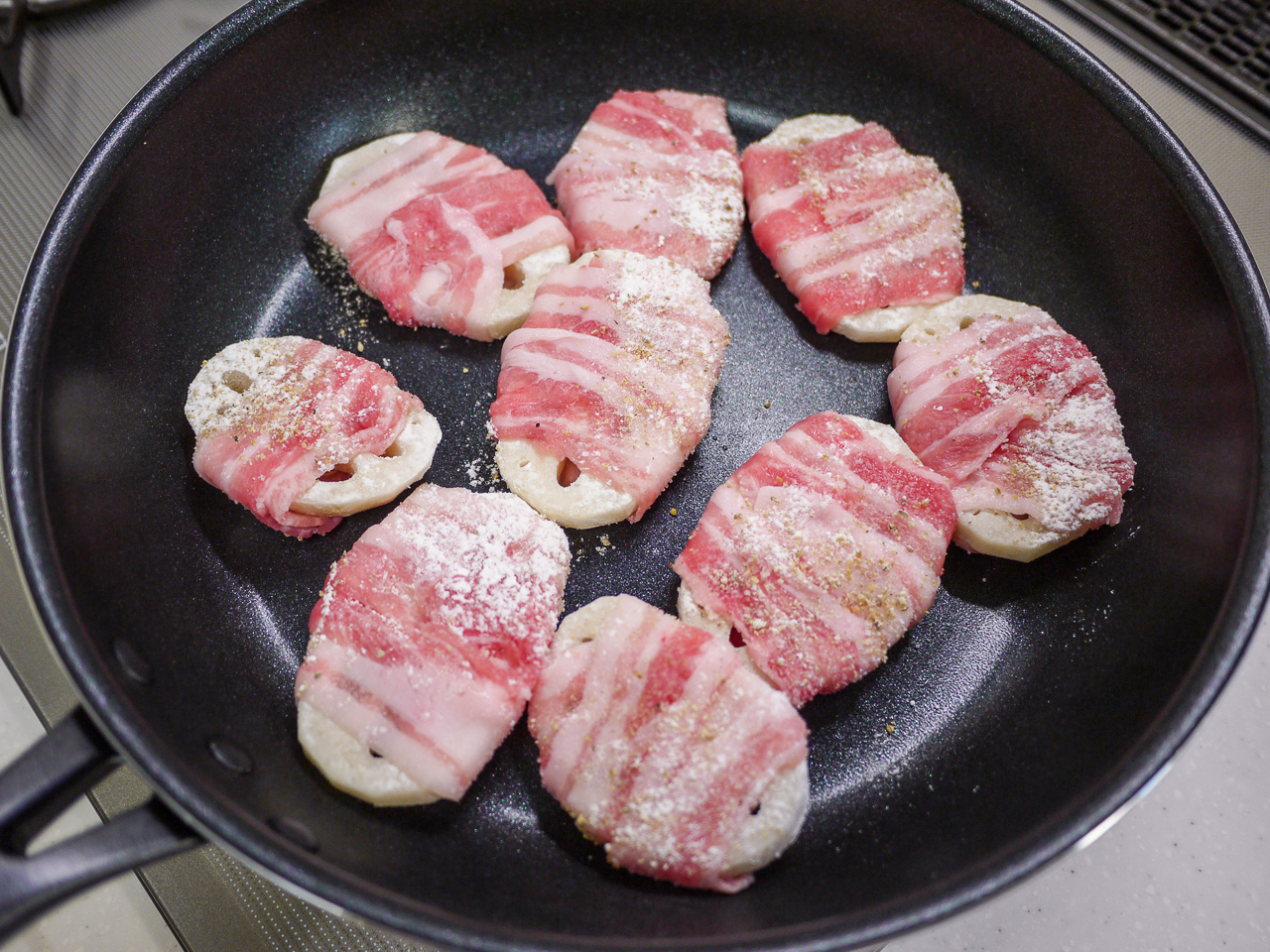 塩ふってレモン絞って食べよう 豚バラ蓮根巻き焼き レモンの切り方 Sake To Ryouri Powered By ライブドアブログ