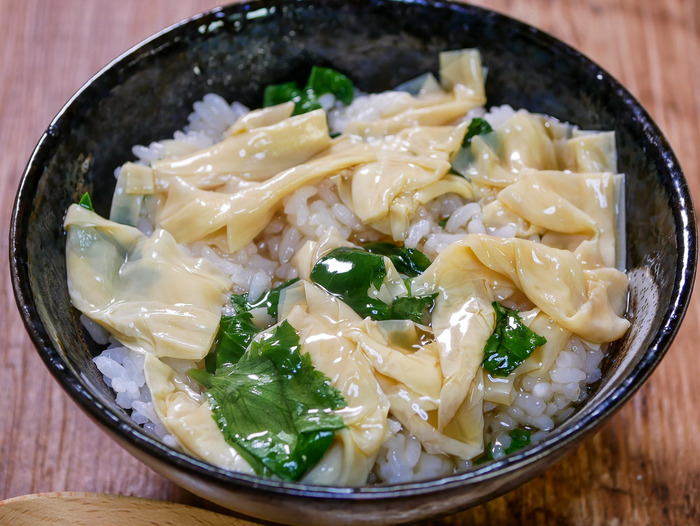 ふわふわトローリ 生湯葉と三つ葉のあんかけ丼 カップ麺も出ました コムタン風牛骨白湯ラーメン Sake To Ryouri Powered By ライブドアブログ
