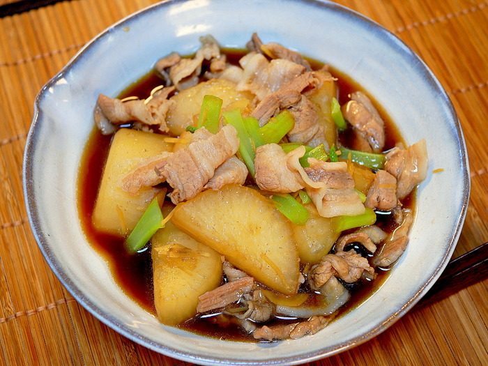 豚バラ肉と大根のめちゃうま煮1