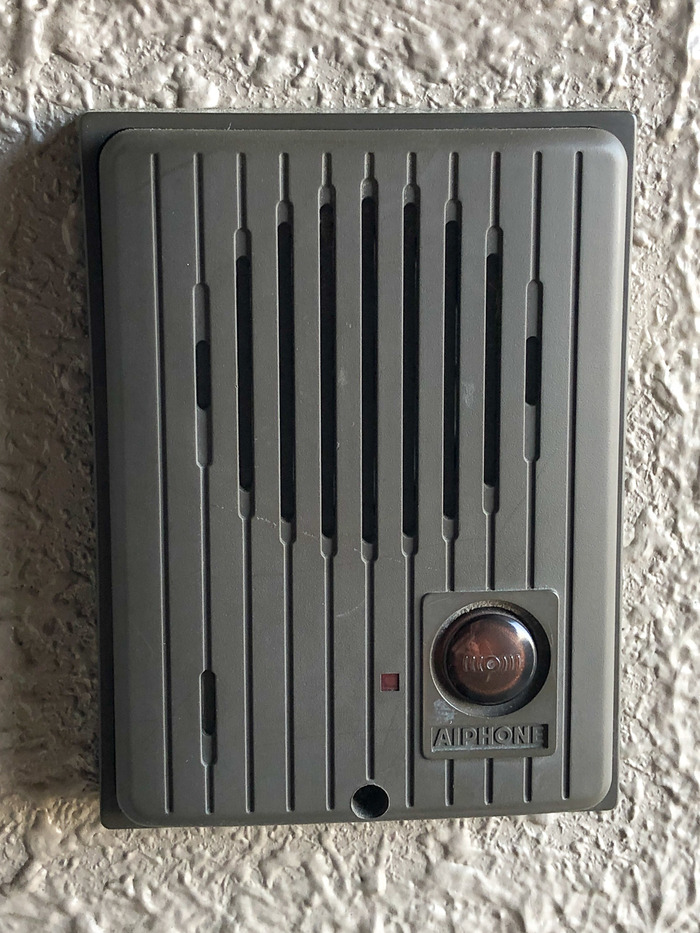 新しいインターホン3
