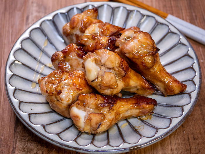 手羽元で作る 和風ローストチキン 仕上げは蜂蜜 今年最後の かめきちパパの毎日ごはん 連載 Sake To Ryouri Powered By ライブドアブログ