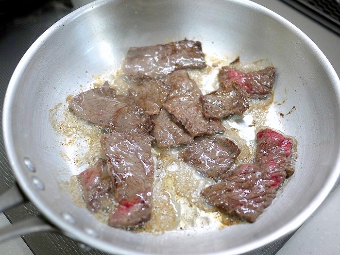 s-牛もも肉のオイスタークリーム煮7