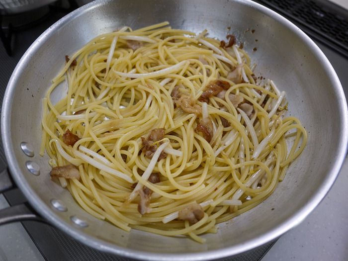 究極にシンプル「豚ねぎパスタ」6-2