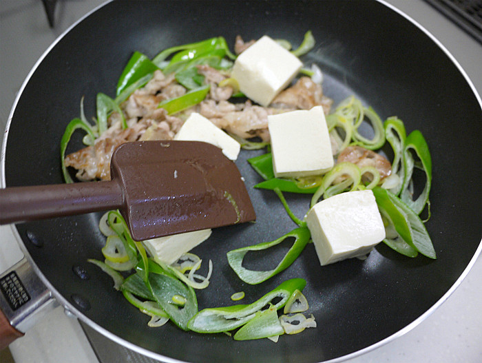 s豆腐と豚肉の塩ネギチャンプル6