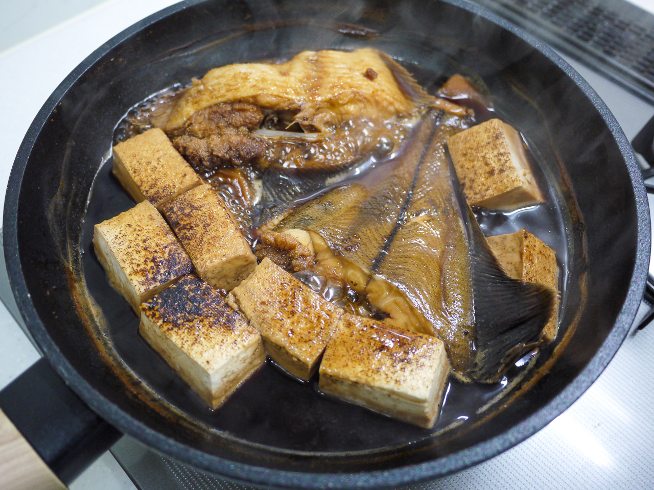 赤カレイとバーナーで焼いた豆腐の煮物 久しぶりの マルタイラーメン Sake To Ryouri Powered By ライブドアブログ