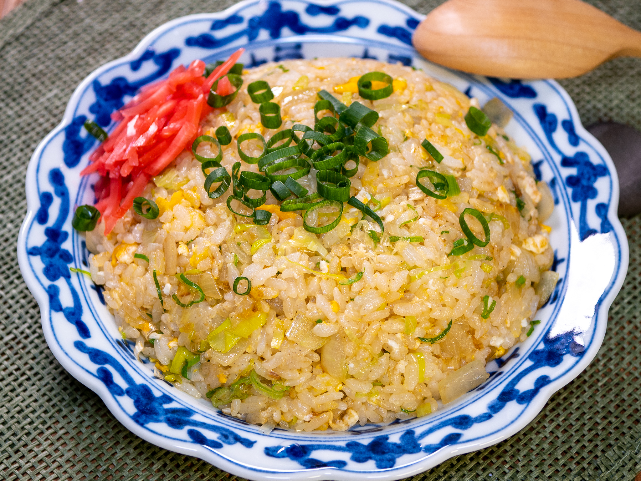 3種のネギと卵で作っってみた ネギ玉パラパラチャーハン 麺づくり鶏ガラ醤油ラーメン Sake To Ryouri Powered By ライブドアブログ