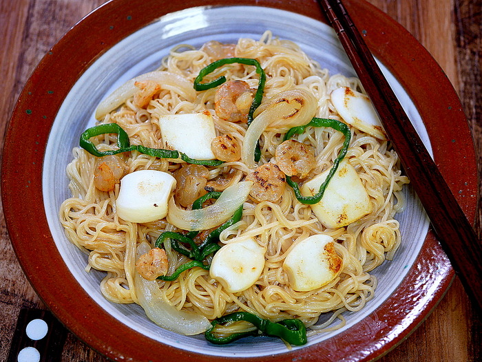 焼きそうめんバターしょうゆ風味(上)