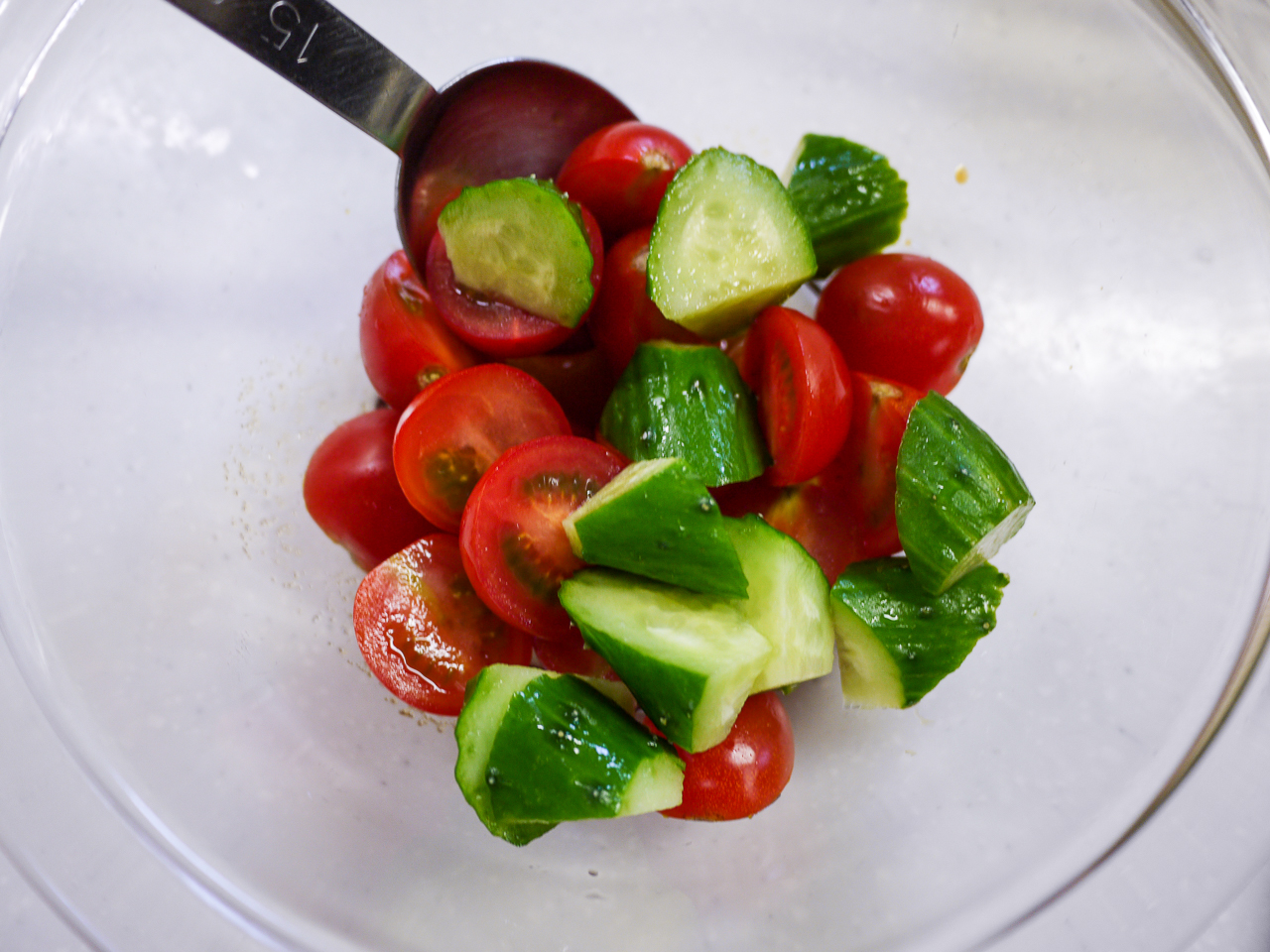 こんな胡麻和えもあり ミニトマトときゅうりの胡麻和え インスタアップ6000枚超え投稿最初の写真は Sake To Ryouri Powered By ライブドアブログ