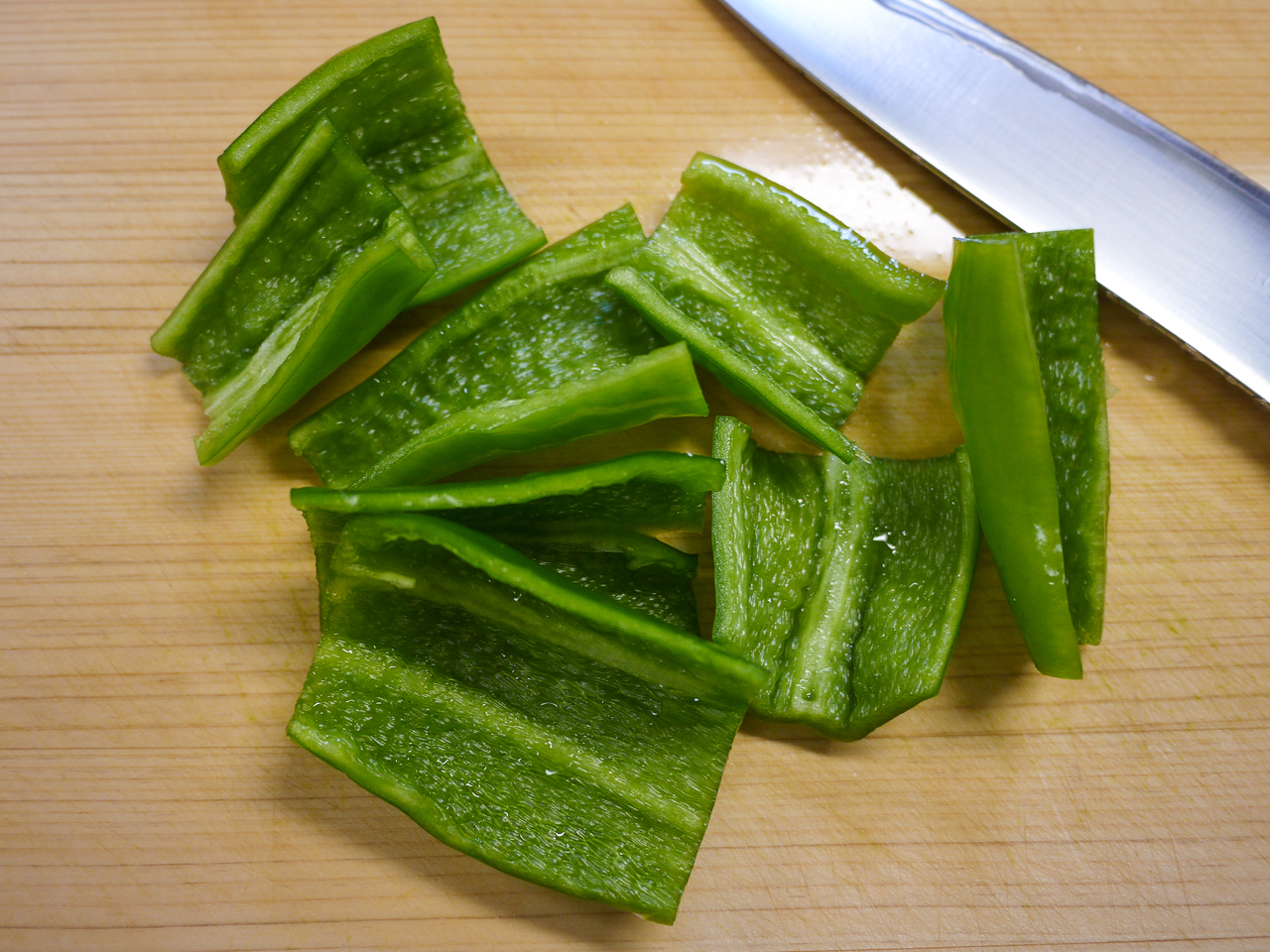生ピーマンと牛バラの焼き肉があう スーパーカップmax濃コクとんこつラーメン Sake To Ryouri Powered By ライブドアブログ