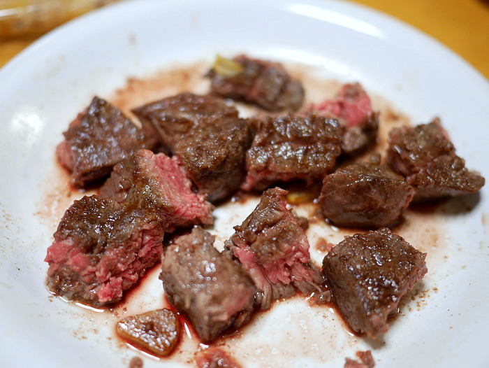 旨い肉を食べる7