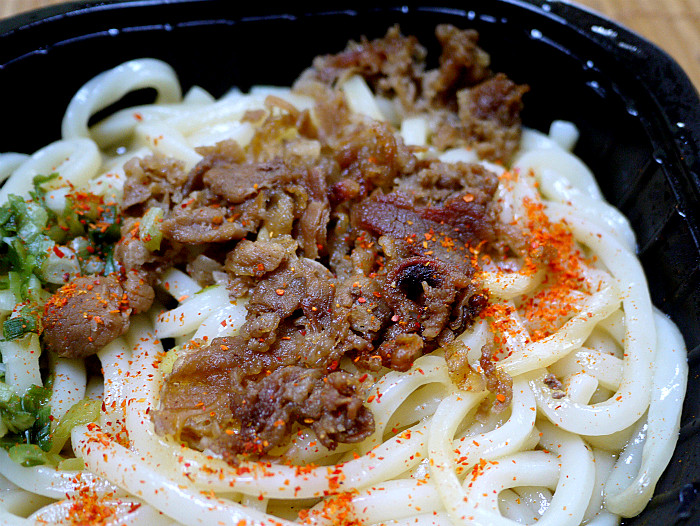 sテーブルマーク肉ぶっかけうどん4