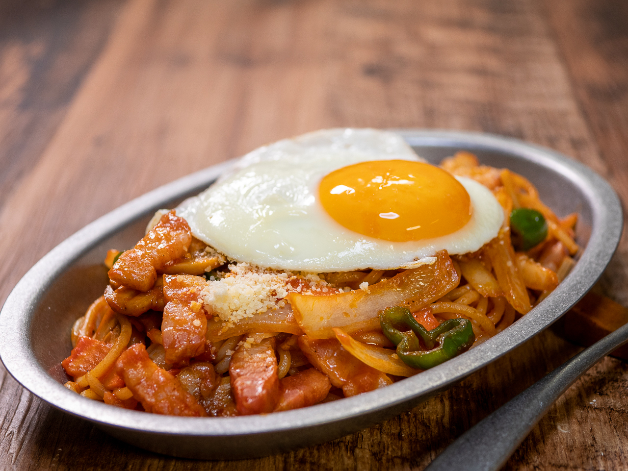 シンプルに ナポリタン目玉焼きのせ カップ麺 麺神 めがみ Sake To Ryouri Powered By ライブドアブログ