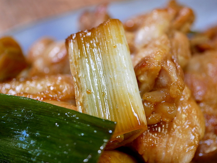 鶏もも肉の焼き鳥炒め３