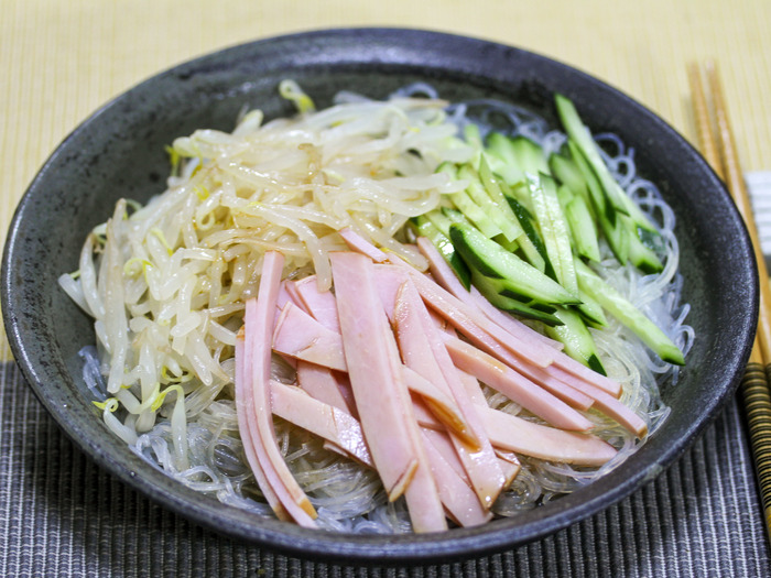 春雨の冷麺風1