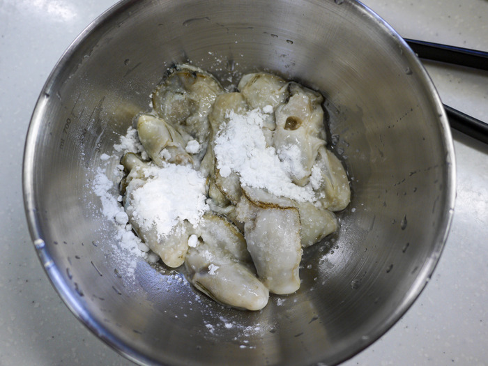 豚カツとカキフライ(牡蠣の下処理は)14