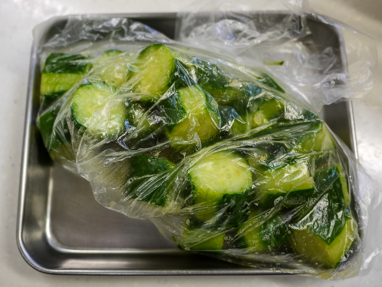 白だしで作る きゅうりの浅漬け メシ通さんアップ 今回もフライパンで Sake To Ryouri Powered By ライブドアブログ