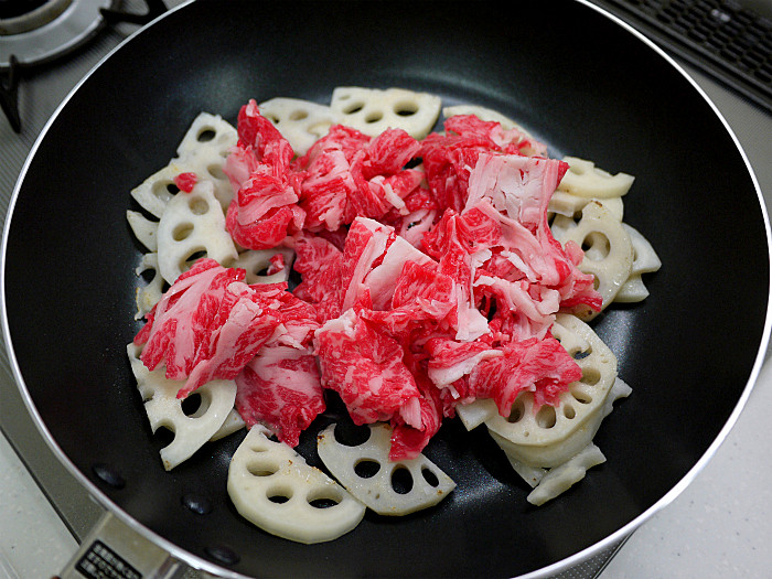 s蓮根と牛肉の炒め物7