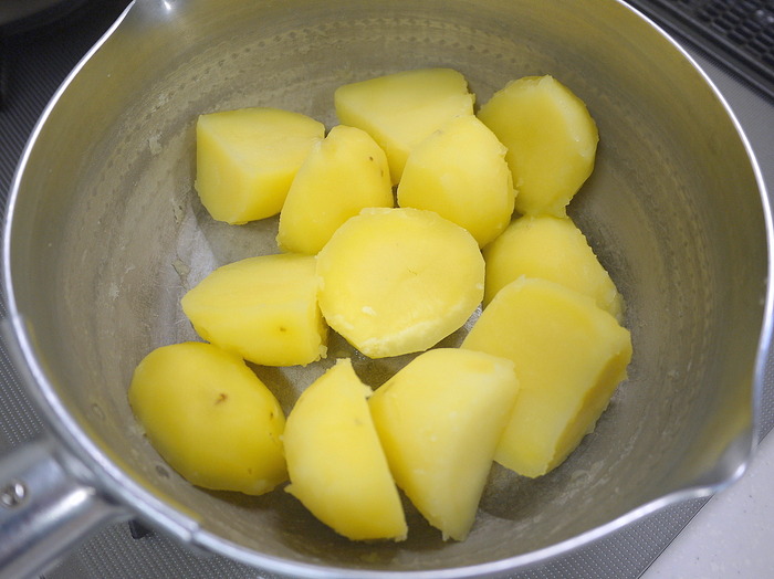 自家製牛肉コロッケ9