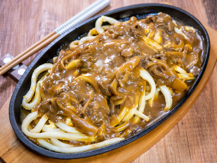 残り物のカレーで作る 玉子混ぜカレー焼うどん 一平ちゃん25歳の特別版25種類のスパイス香るソース味 Sake To Ryouri Powered By ライブドアブログ