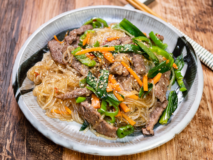 焼肉のたれで作る 牛バラ肉の春雨炒め よんチャンtv エースコックワンタンメン Sake To Ryouri Powered By ライブドアブログ