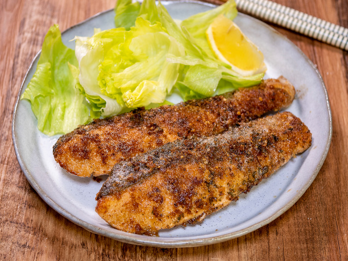 ちょっと色は地味ですが 秋鮭の香草パン粉焼き たまに食べたくなる げんこつラーメン Sake To Ryouri Powered By ライブドアブログ
